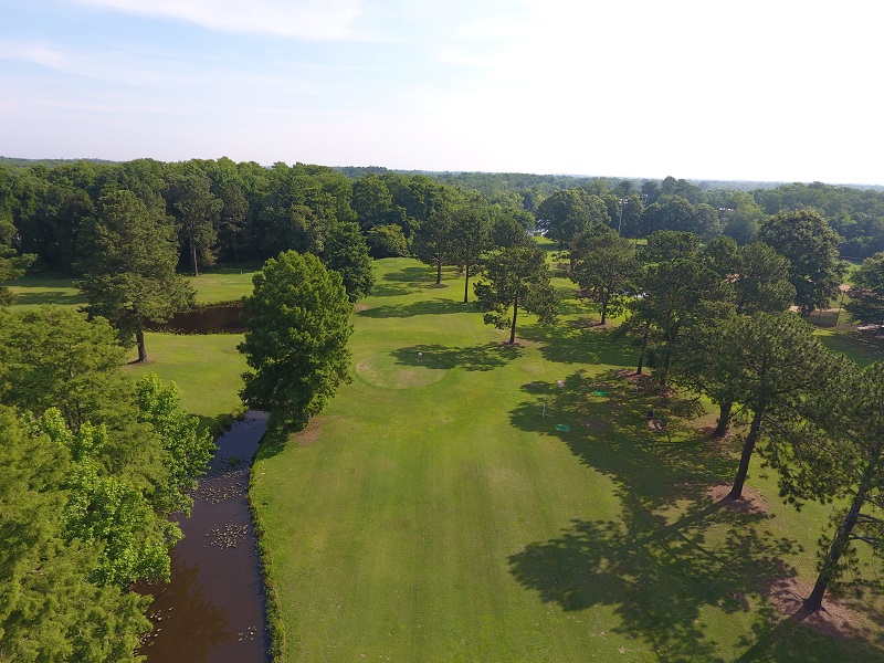 Knobbs Creek Par 3 Golf Course